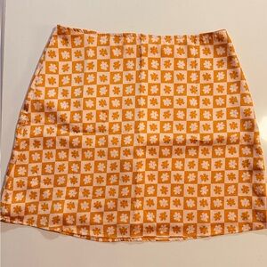 Le Lis Mini Skirt ~ Size Medium